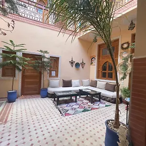 Guest house Jenan Adam