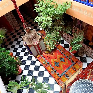 Bed & Breakfast Konouz