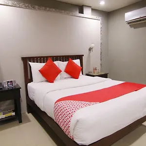 Oyo 103 Artina 2* Makati City